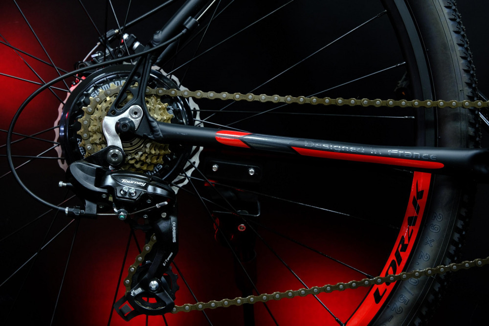 Lorak Sel 8800 Матовый Чёрный/Красный 19р (на рост 171-182)